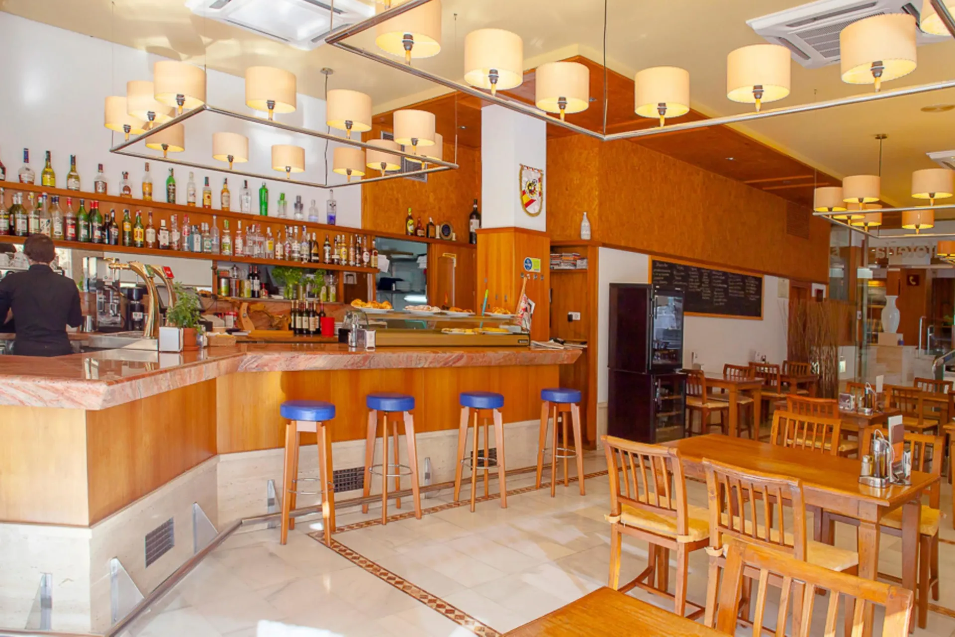 Duquesa Playa Aparthotel — restaurant