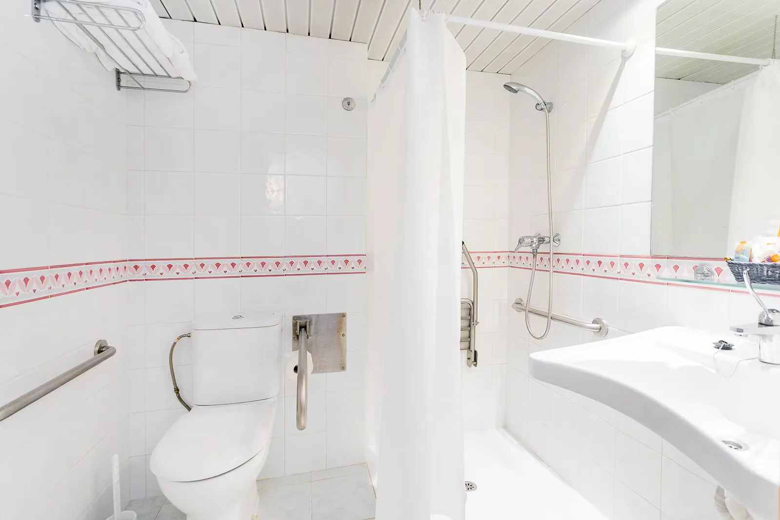 Duquesa Playa Aparthotel — room