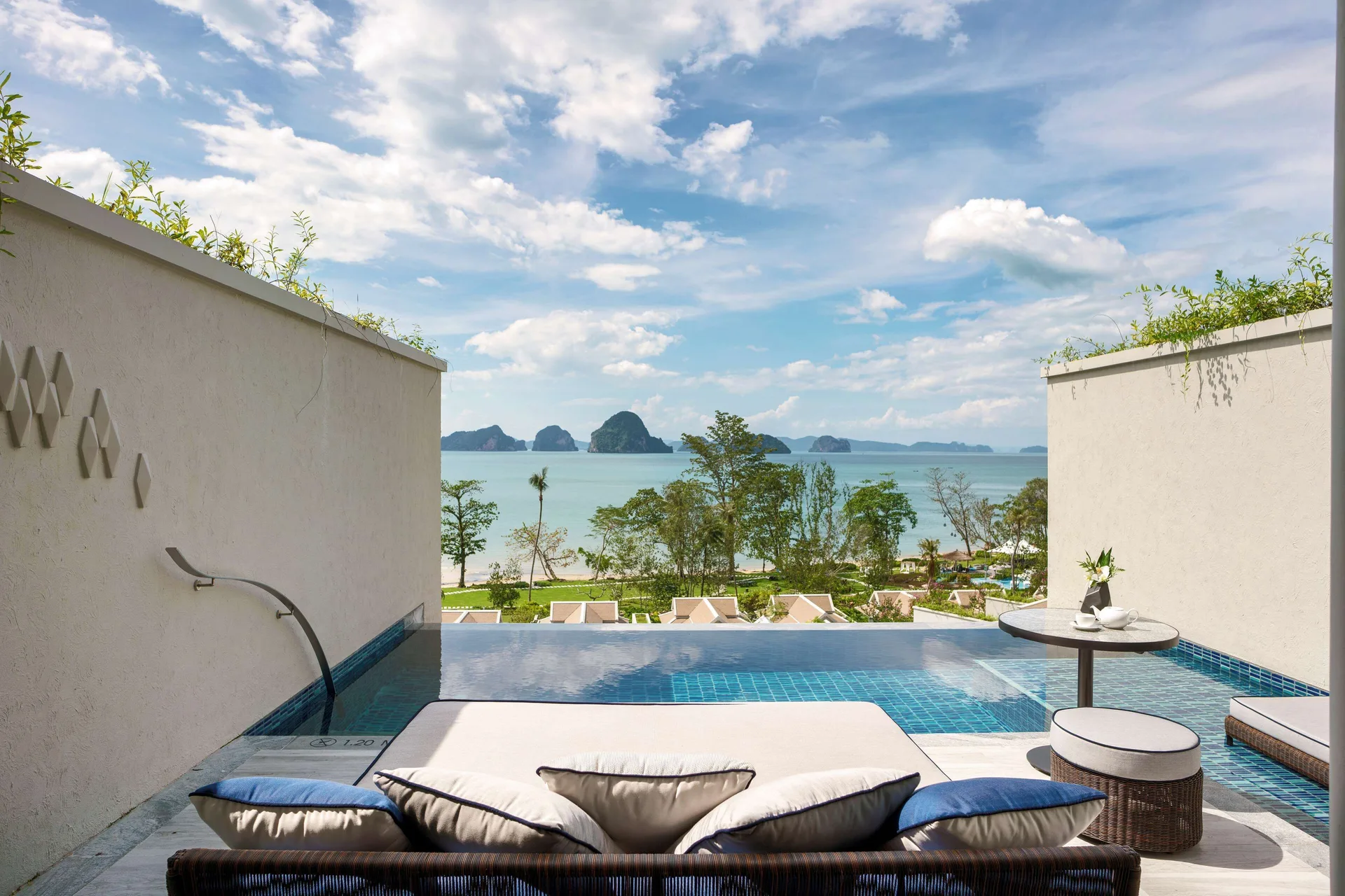 Banyan Tree Krabi — pool