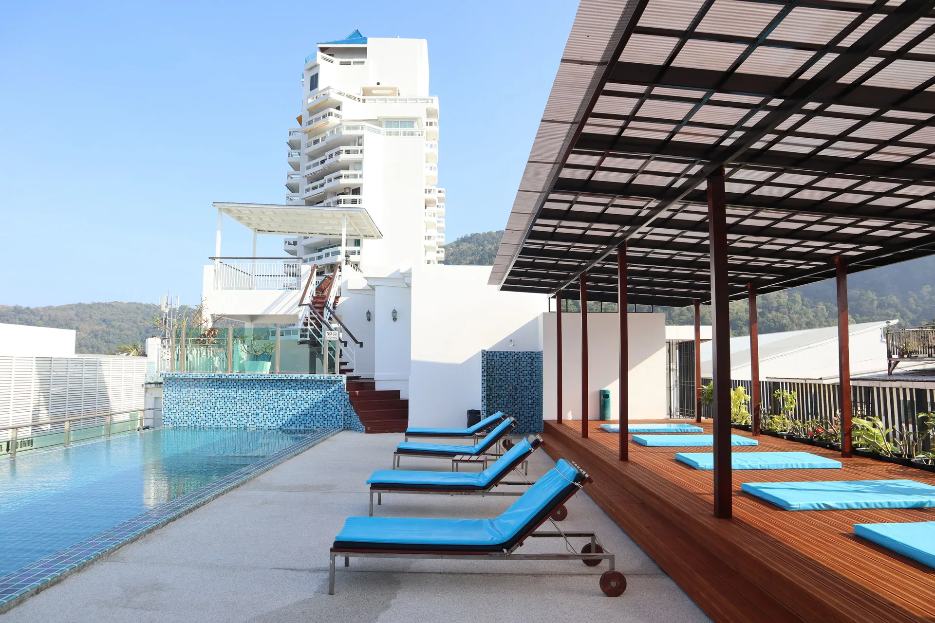 Aspery Hotel — pool
