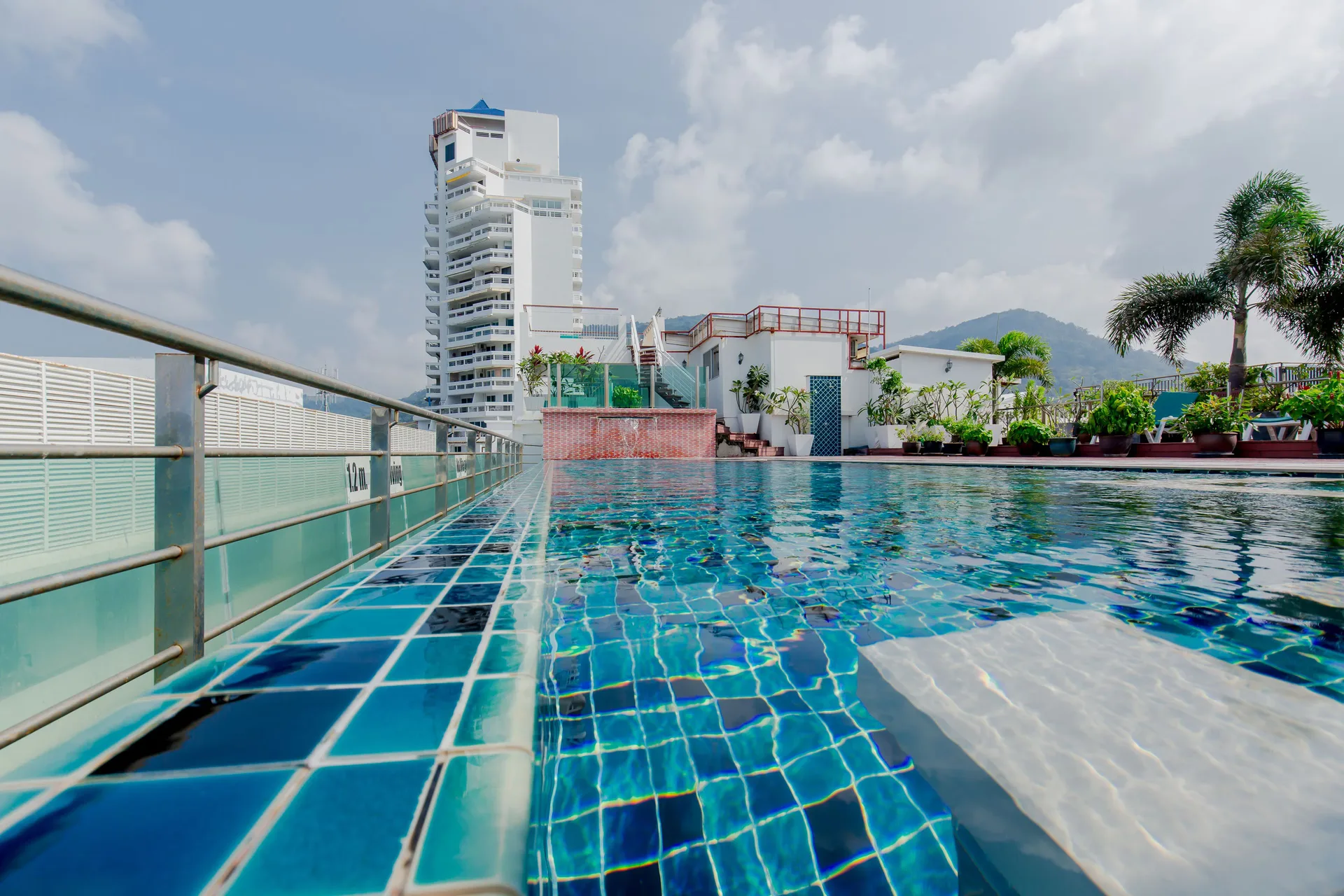Aspery Hotel — pool