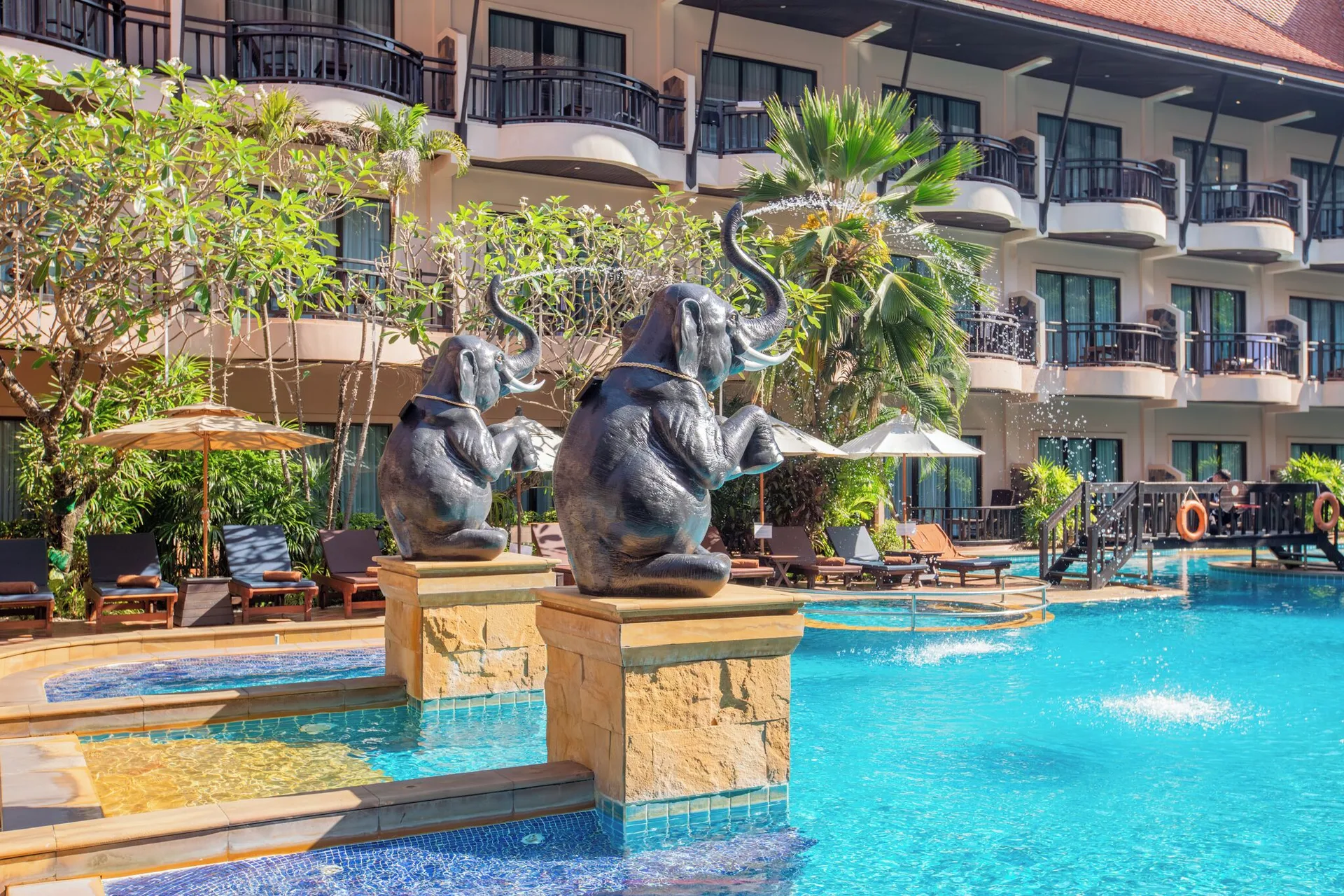 Nipa Resort — pool