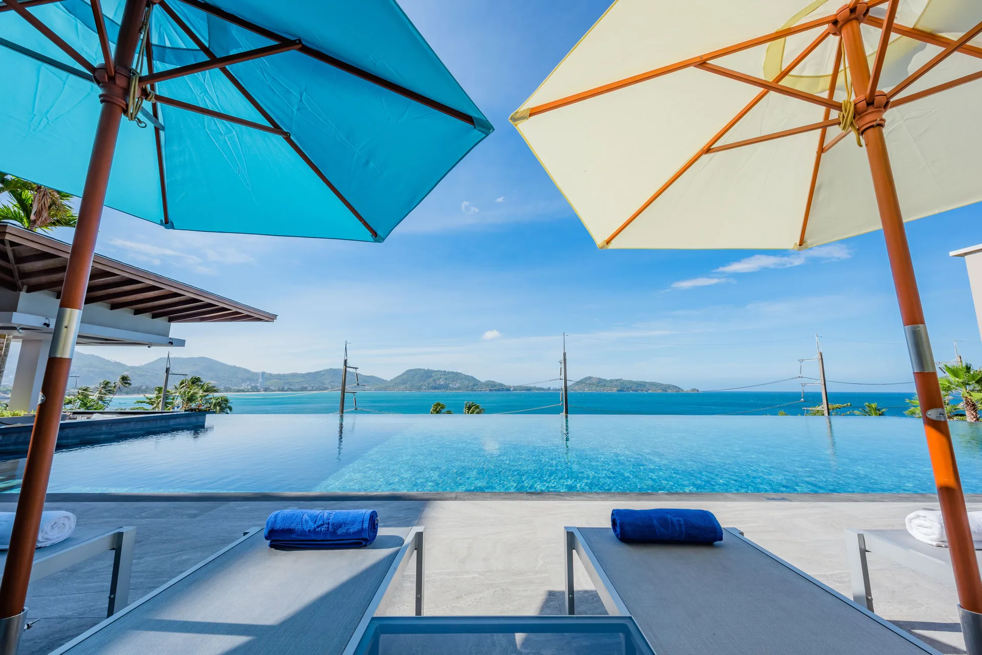 Oceanfront Beach Resort — pool