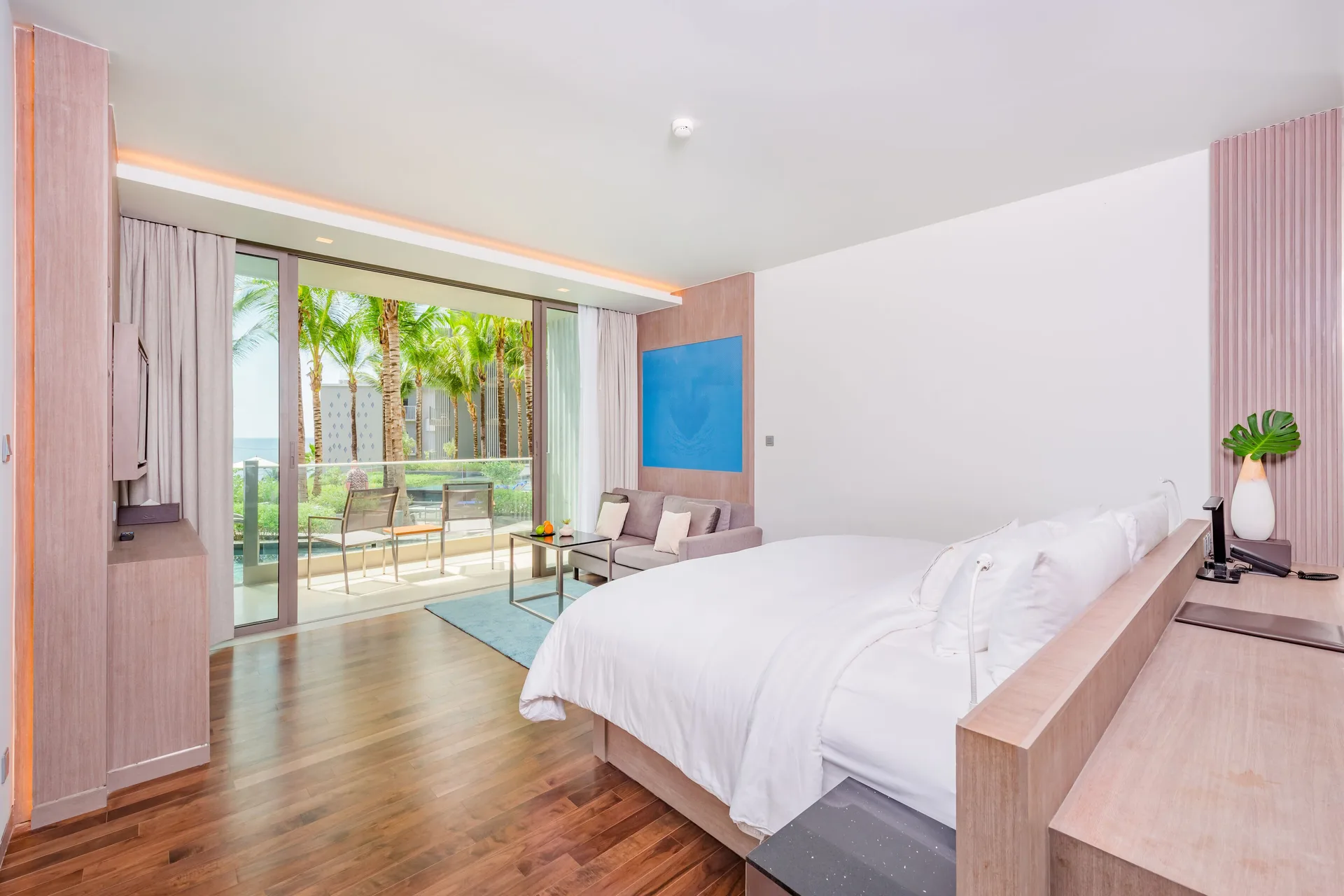 Oceanfront Beach Resort — room