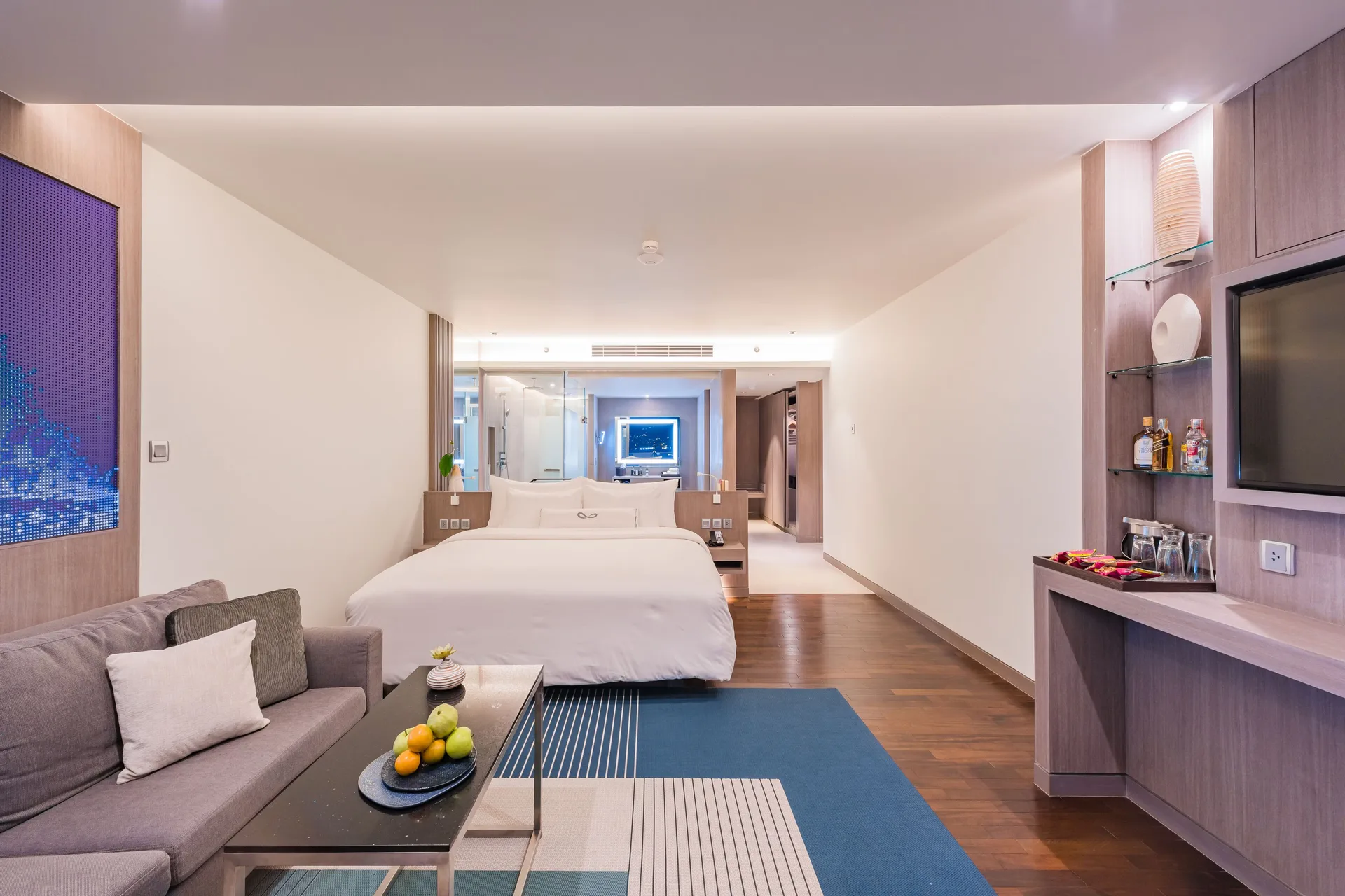 Oceanfront Beach Resort — room