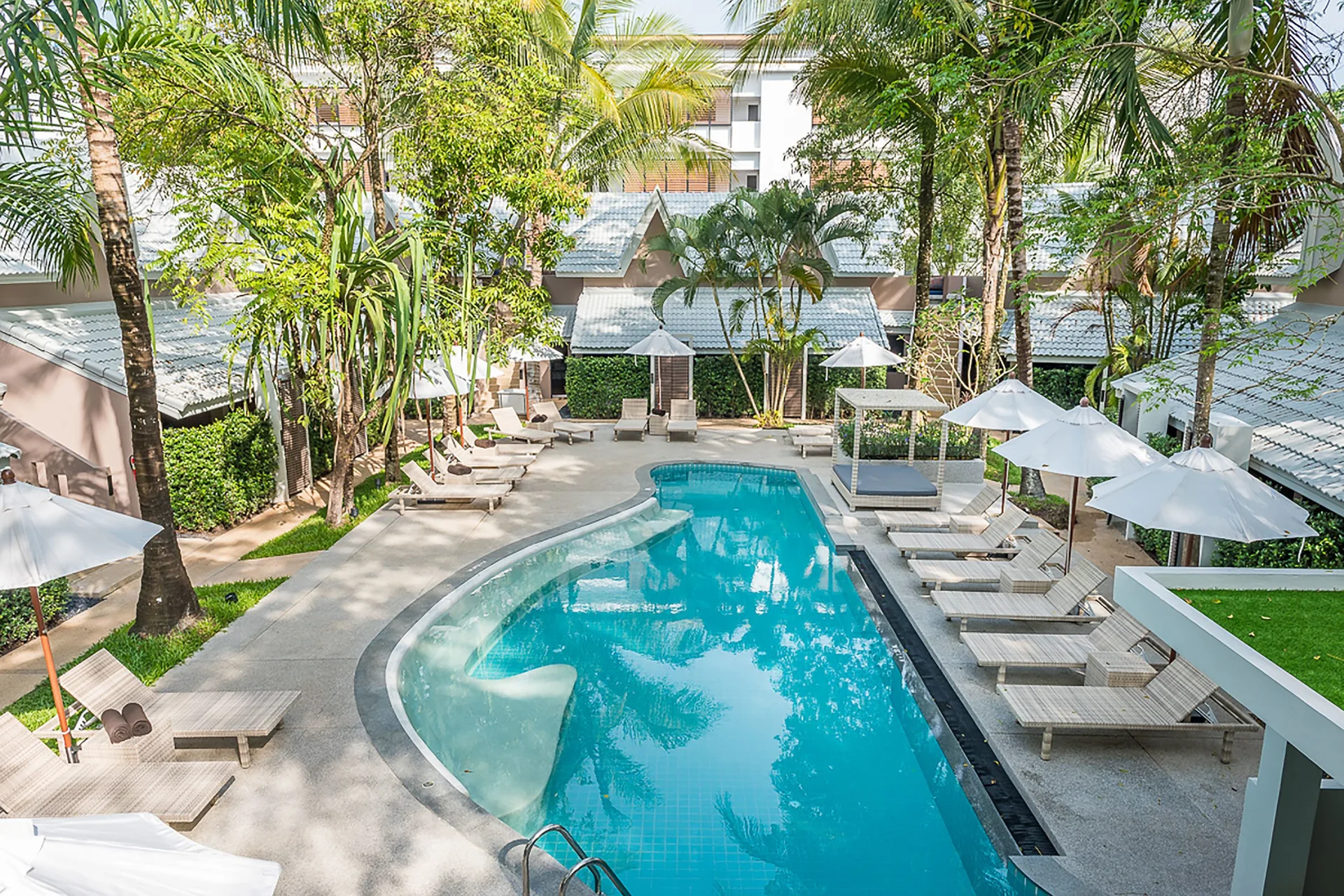 Deevana Krabi Resort — pool