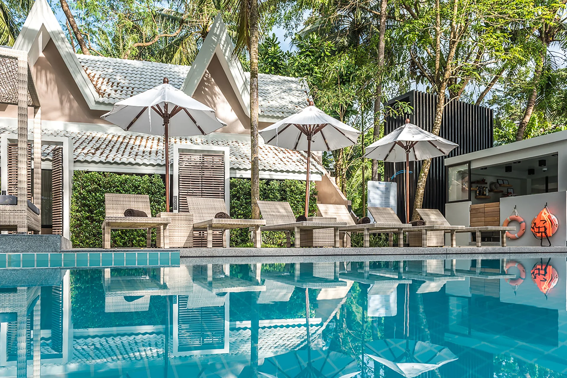 Deevana Krabi Resort — pool