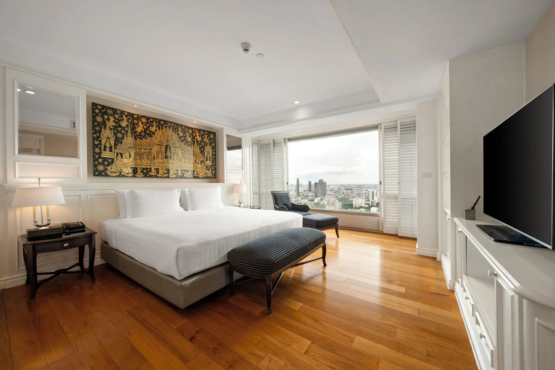 Grande Centre Point Ratchadamri — room