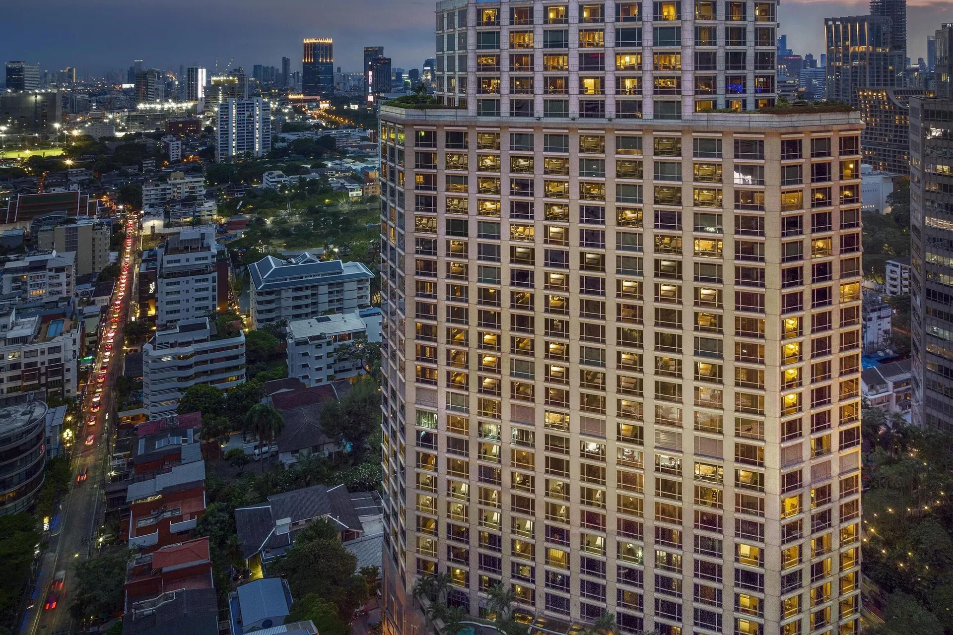 Conrad Bangkok — exterior