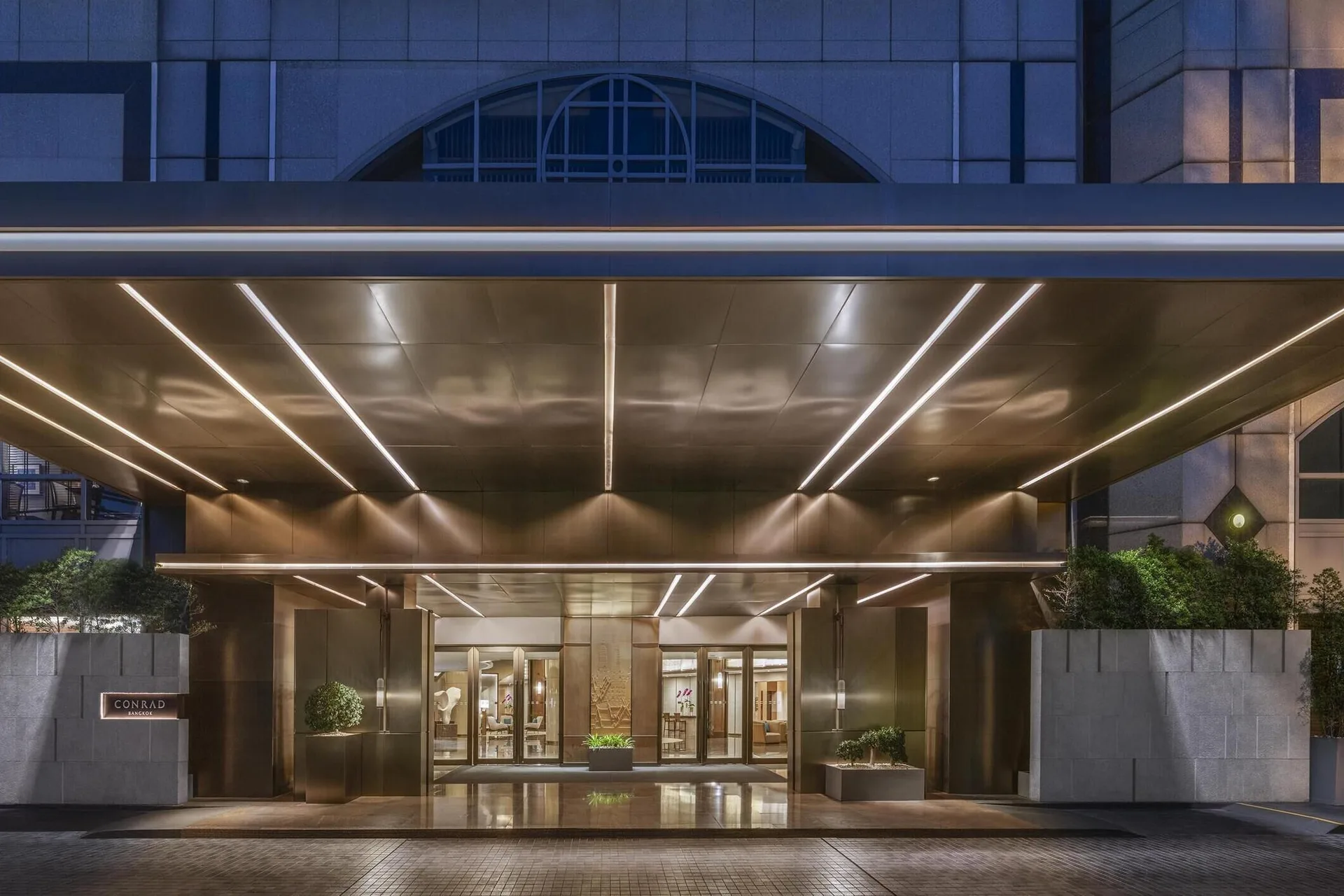 Conrad Bangkok — exterior