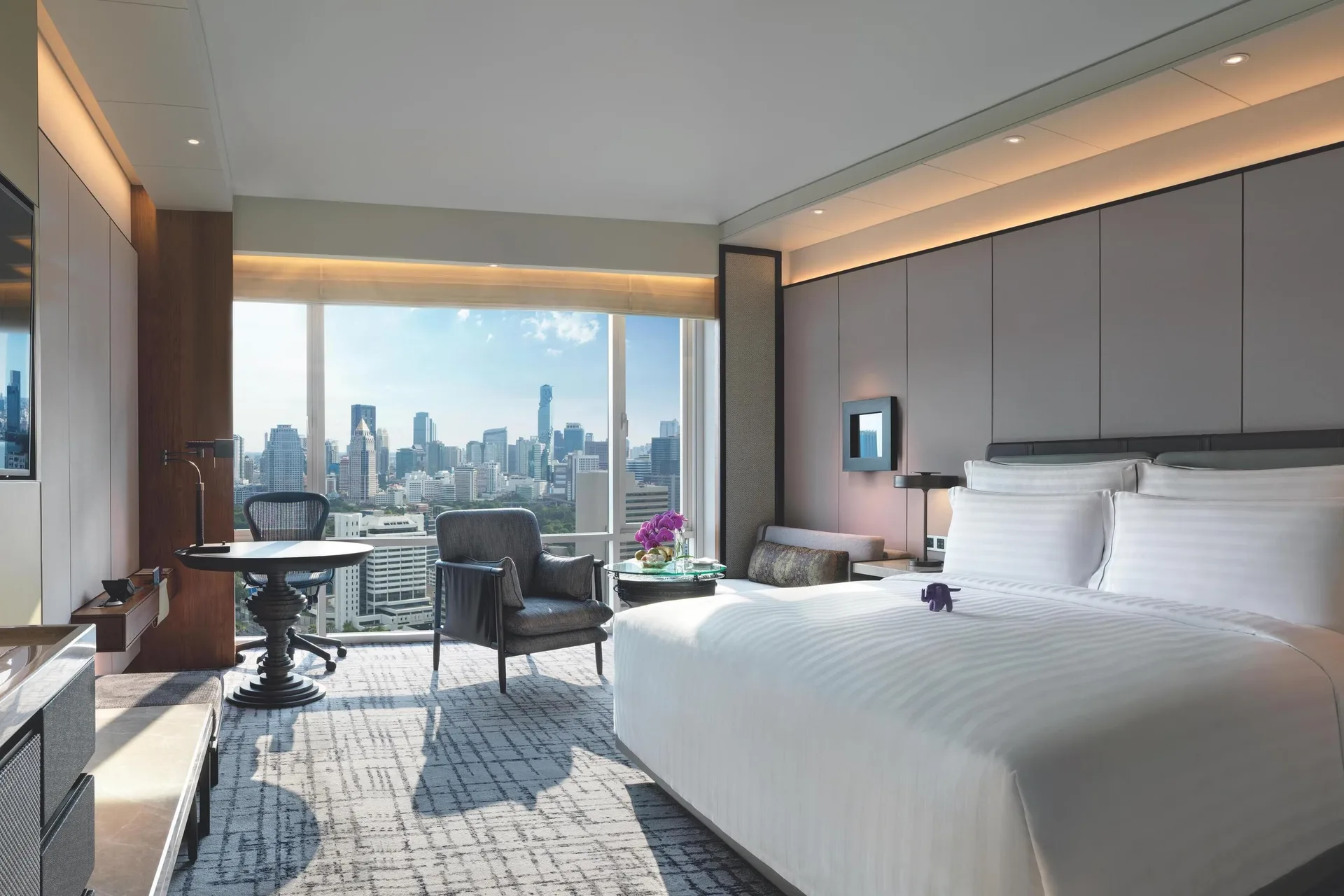 Conrad Bangkok — room