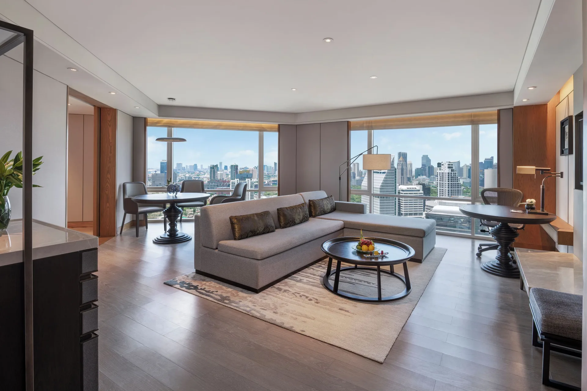 Conrad Bangkok — room