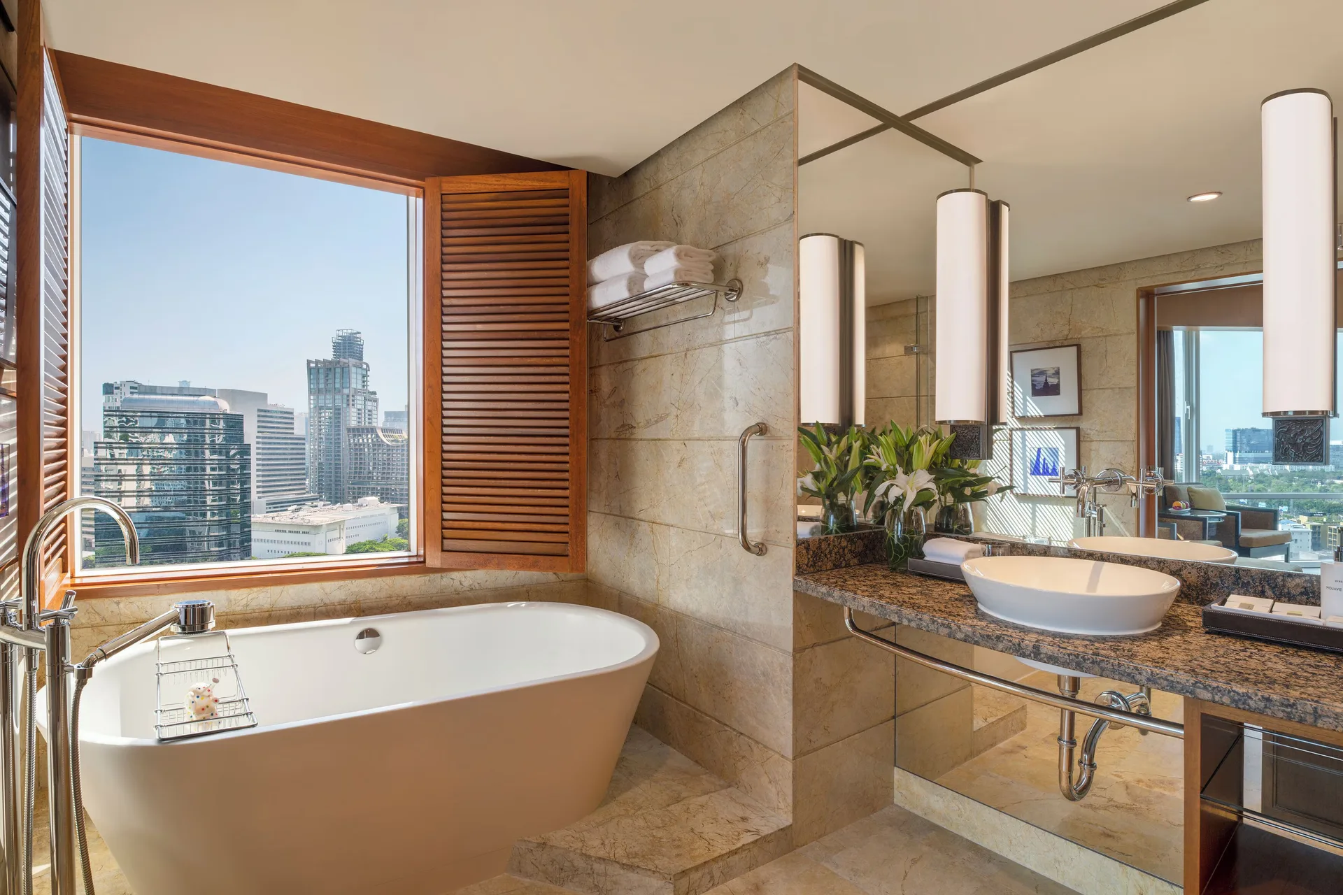 Conrad Bangkok — room