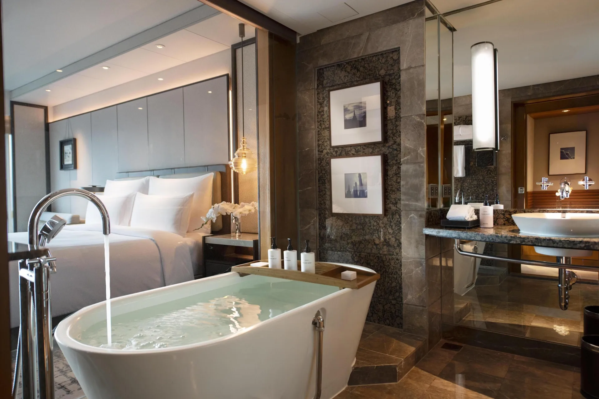 Conrad Bangkok — room
