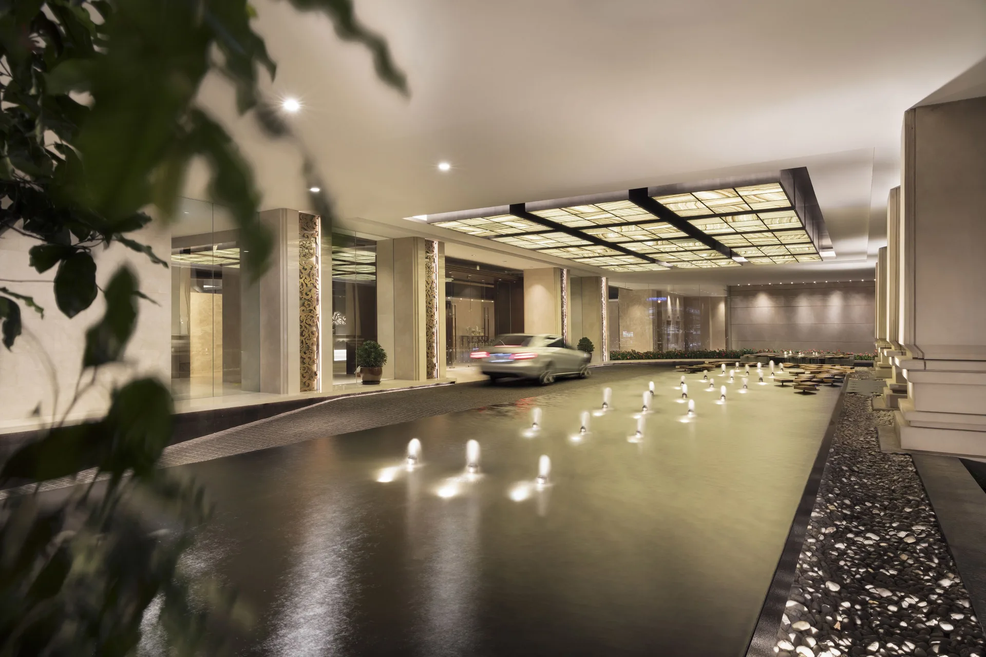 Lancaster Bangkok — pool