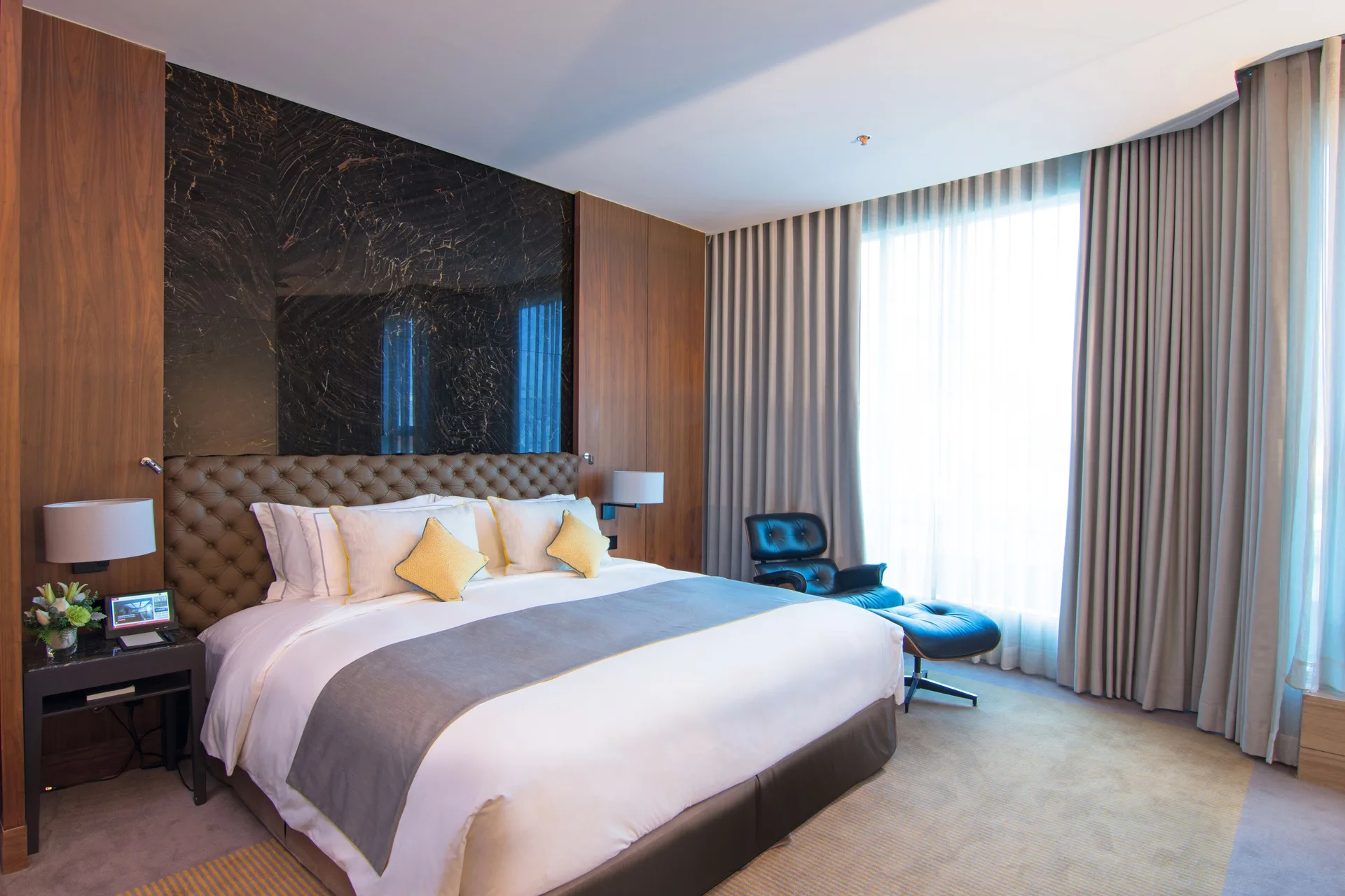 Lancaster Bangkok — room