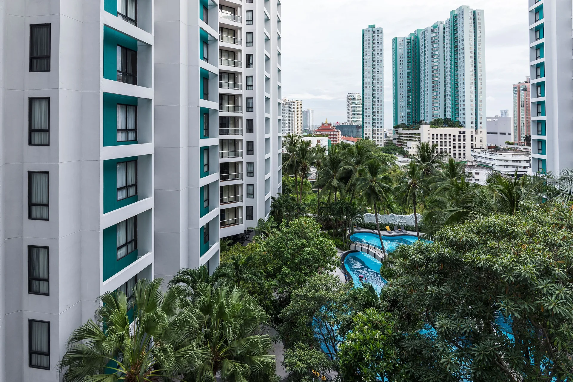 Chatrium Sathon Bangkok — pool