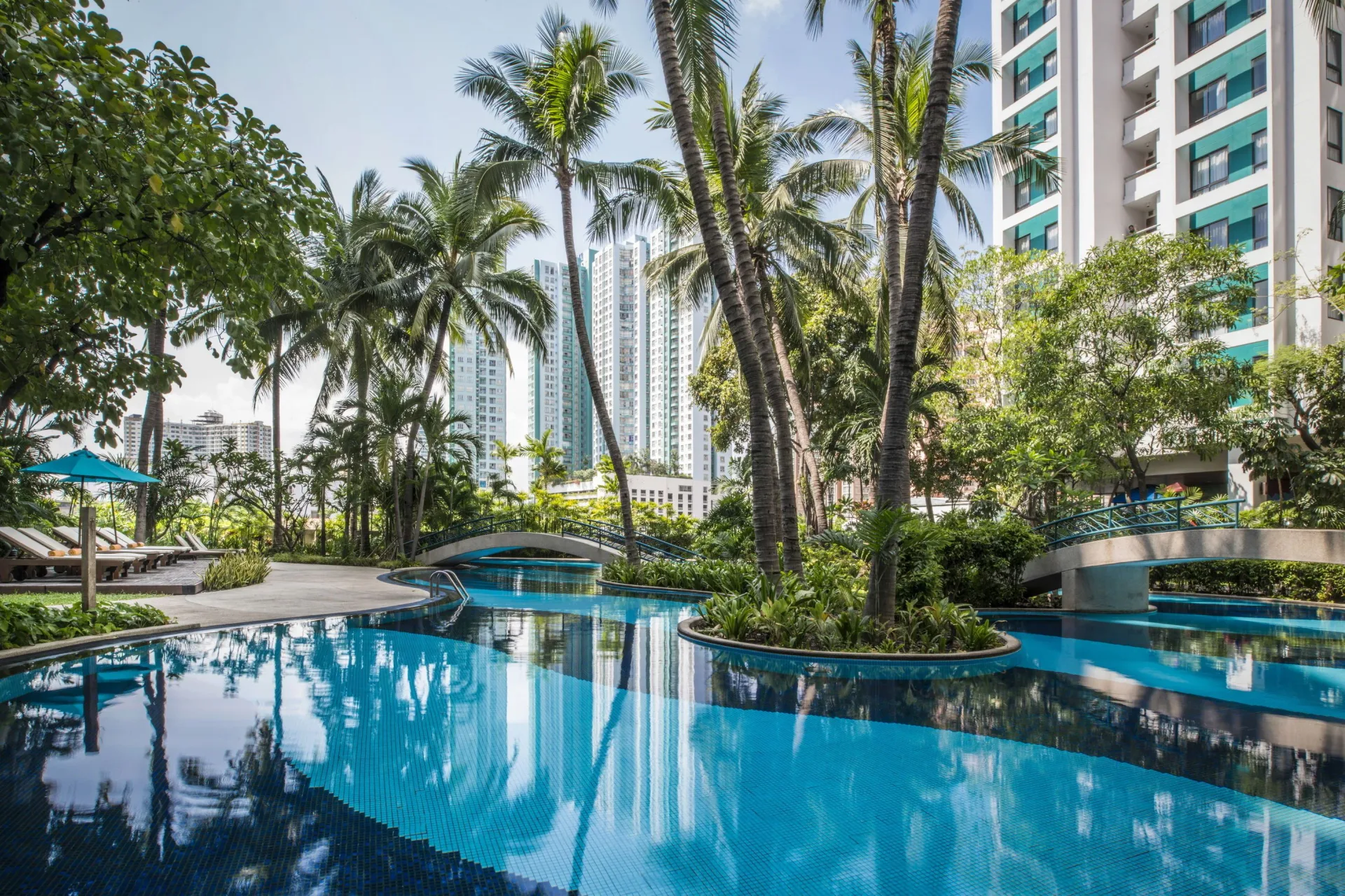 Chatrium Sathon Bangkok — pool