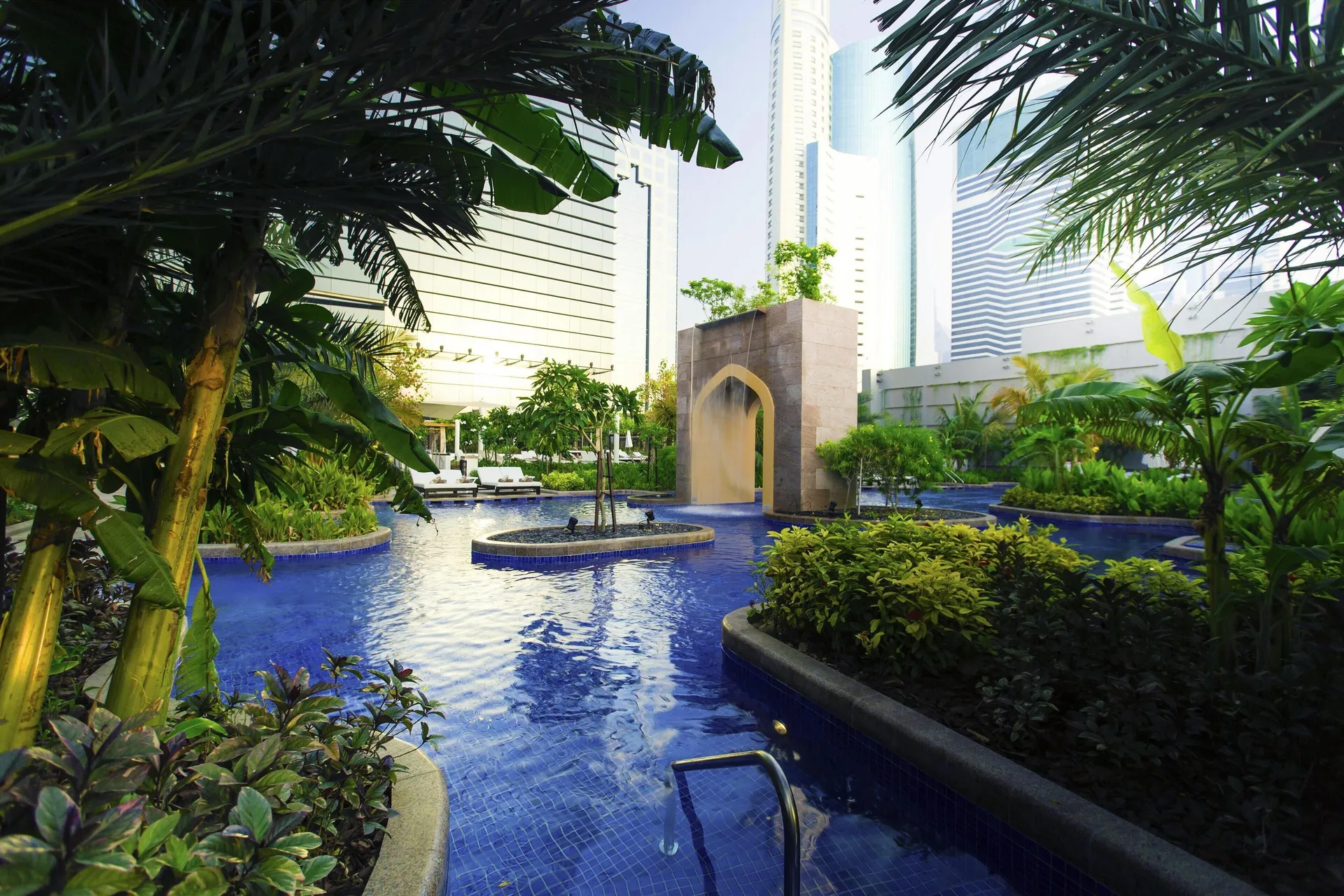 Conrad Dubai — pool