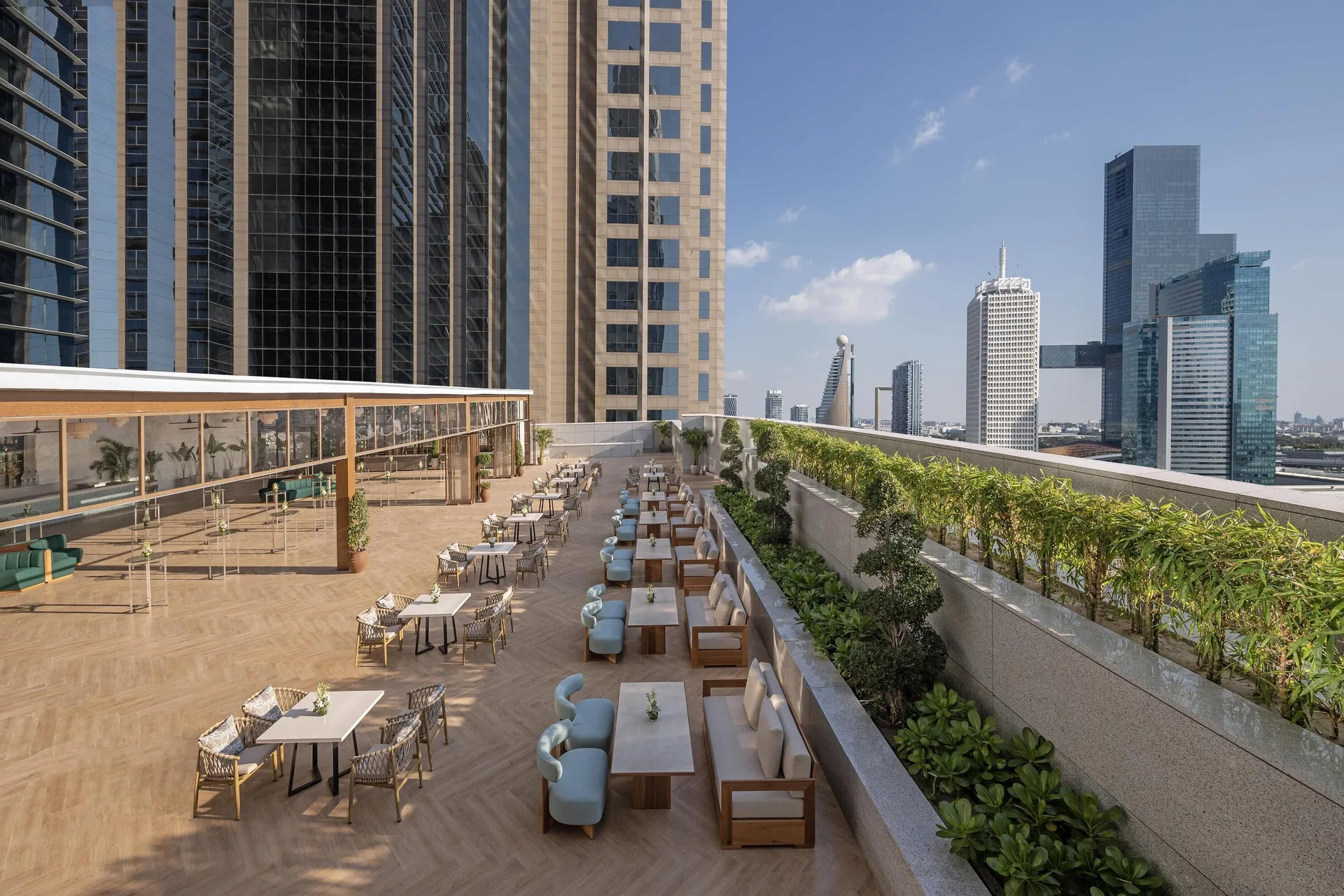 Conrad Dubai — restaurant