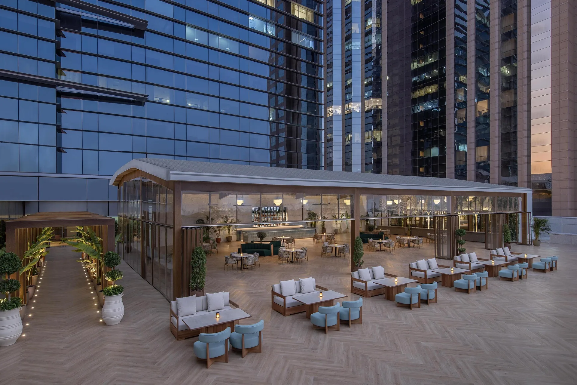 Conrad Dubai — restaurant