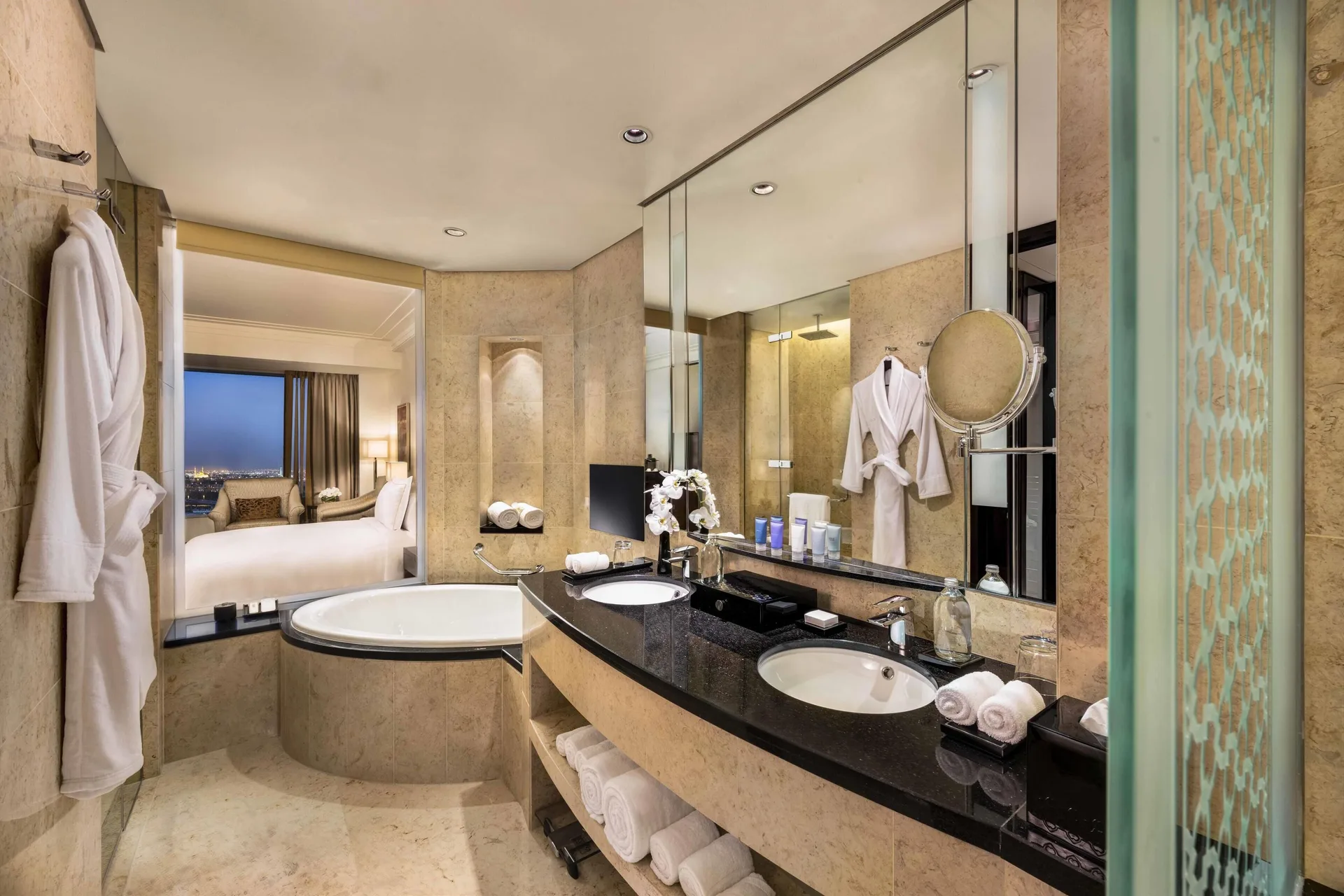 Conrad Dubai — room
