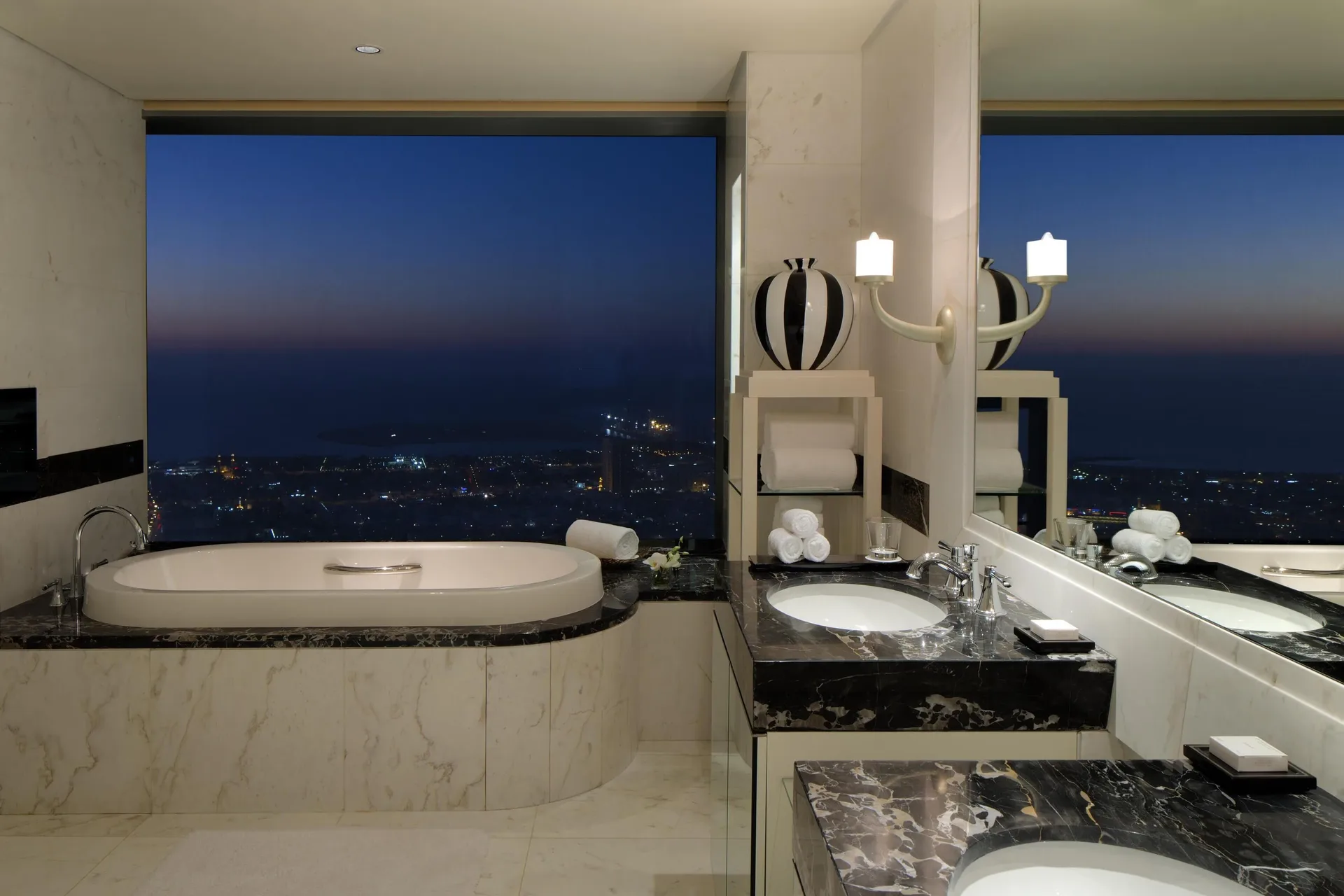 Conrad Dubai — room