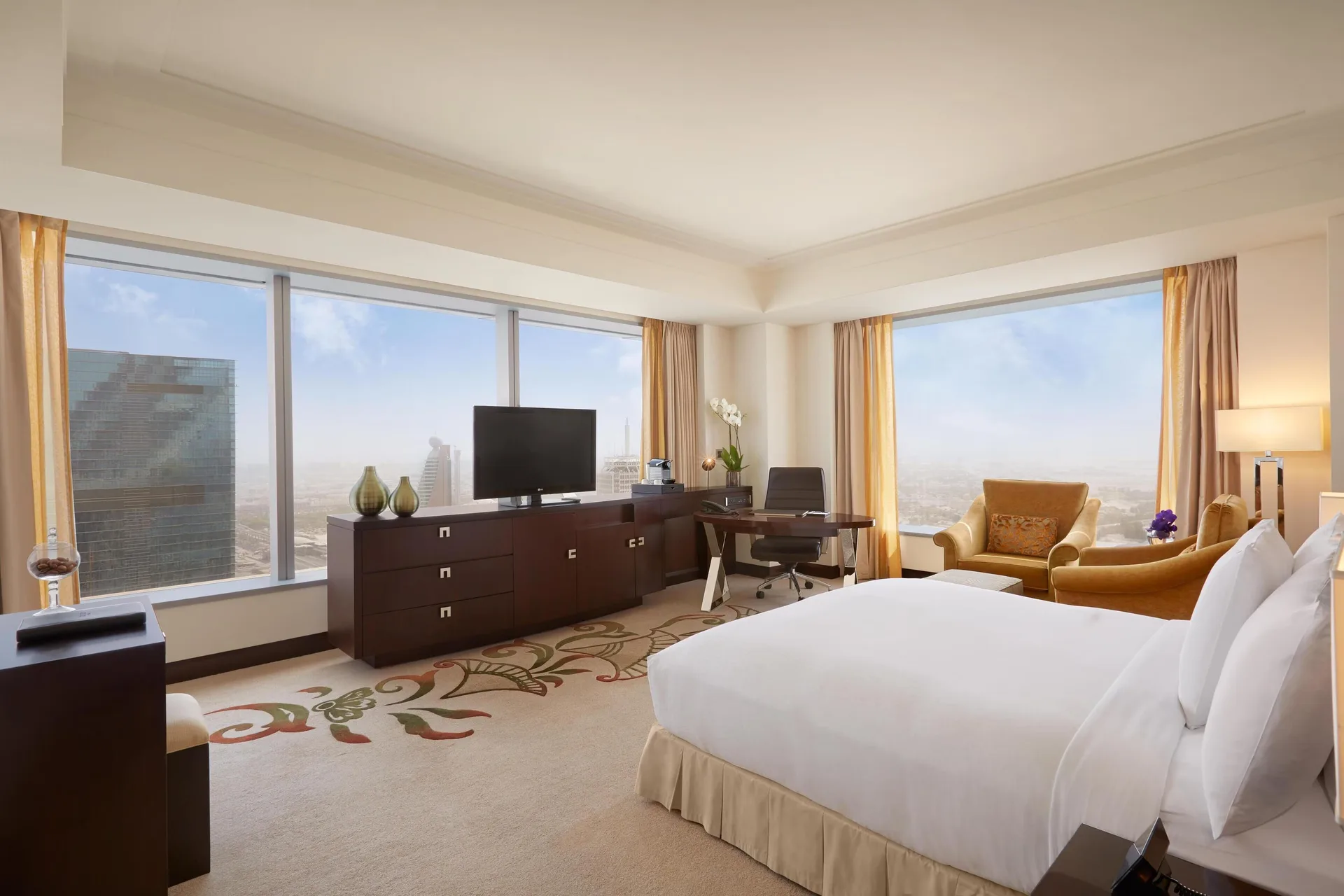 Conrad Dubai — room