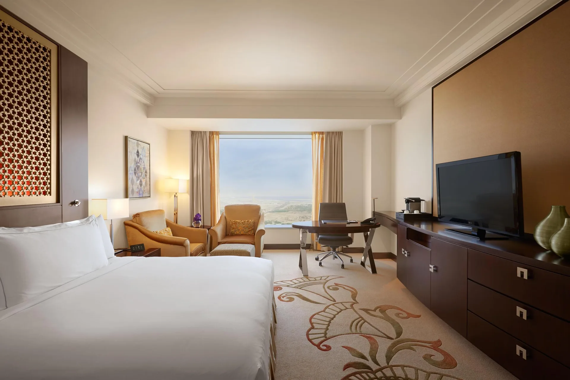 Conrad Dubai — room