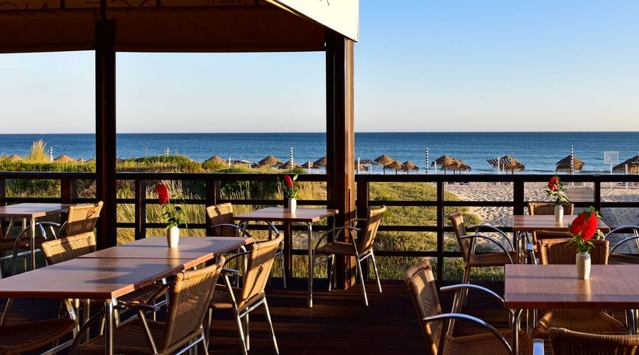 Pestana Dom Joao II Beach & Golf Resort — bar