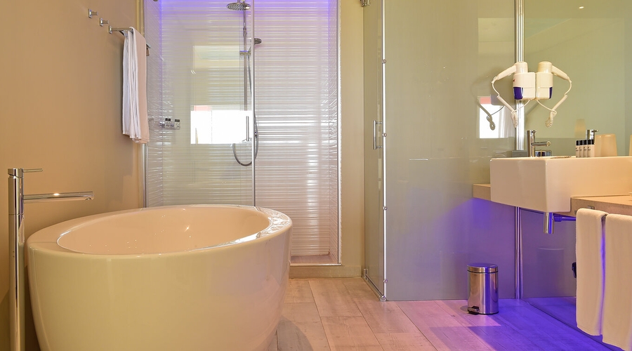 Pestana Alvor South Beach — bathroom
