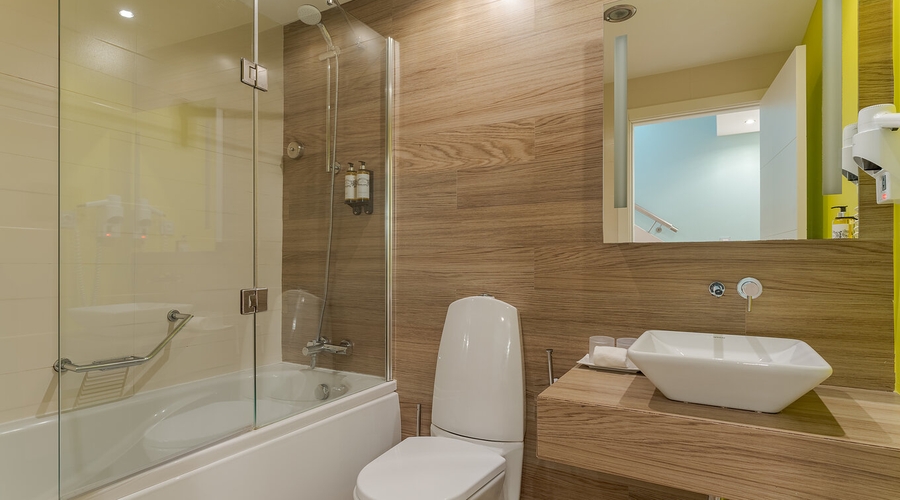 Pestana Alvor Praia — bathroom