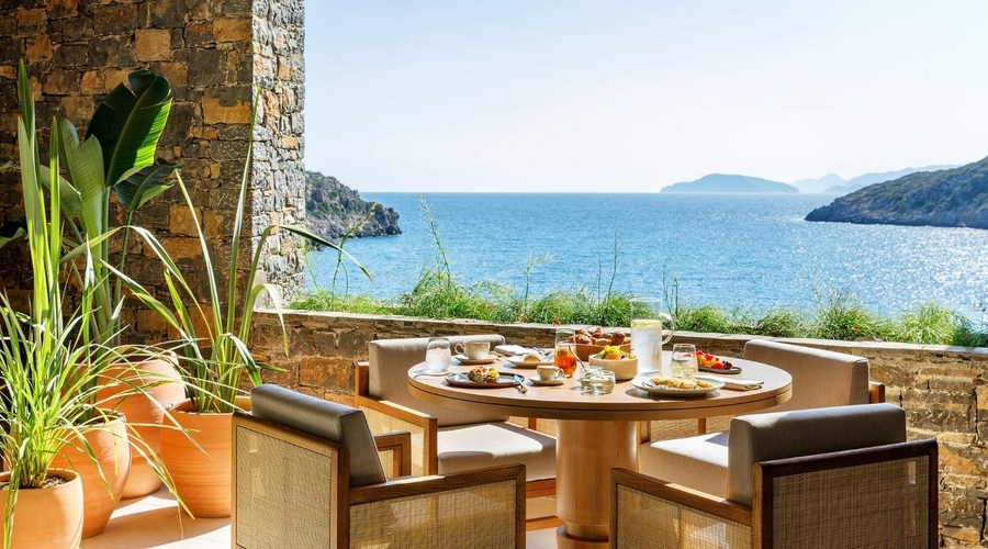Daios Cove — restaurant