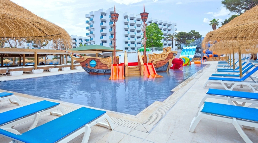 Hotel Best Delta — waterslidesYoung