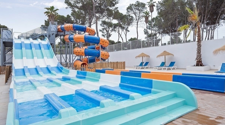 Hotel Best Delta — waterslidesOlder