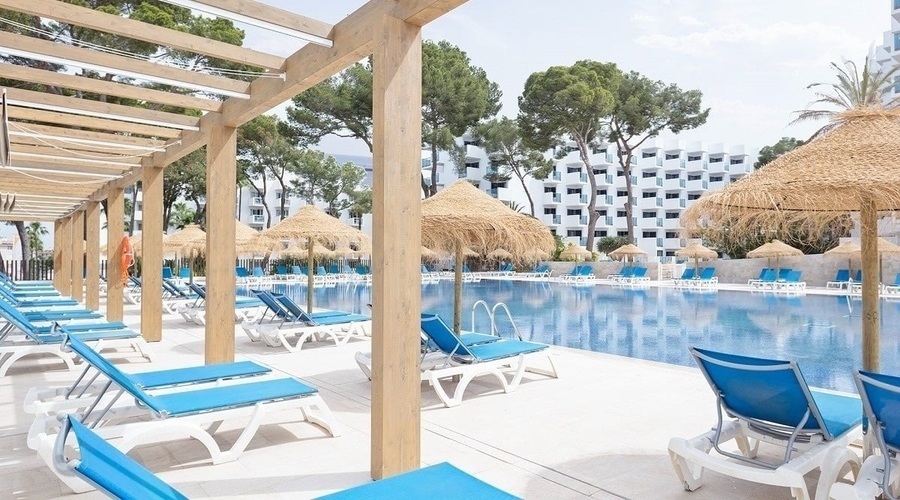 Hotel Best Delta — pool