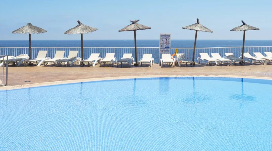 HSM Calas Park — pool