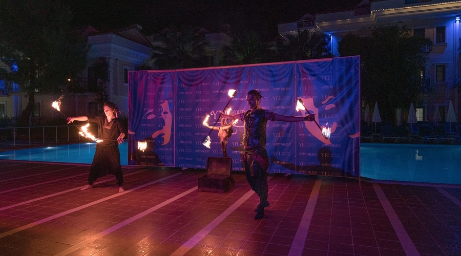 Yel Holiday Resort — entertainment
