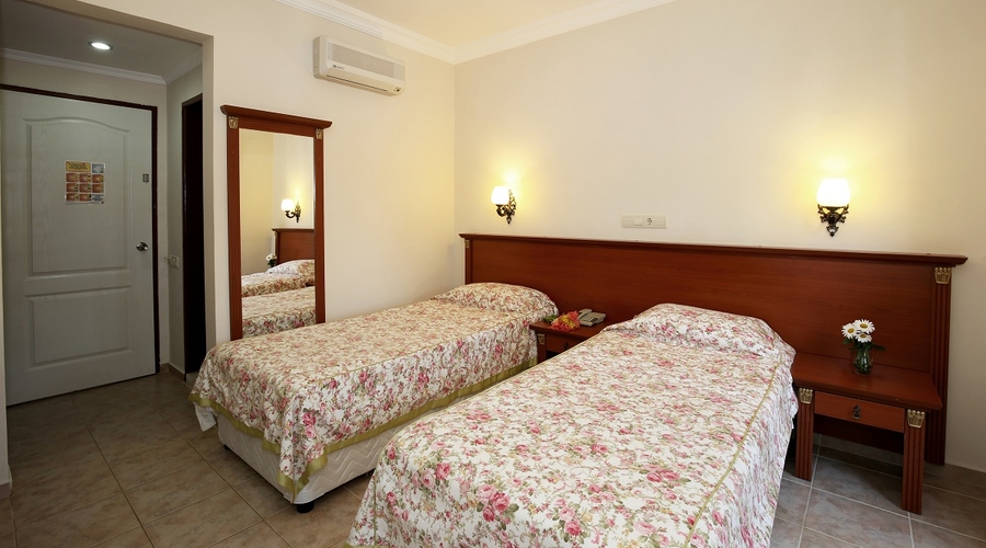 Yel Holiday Resort — room