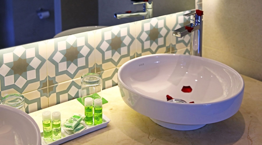 Kenzi Club Agdal Medina — bathroom