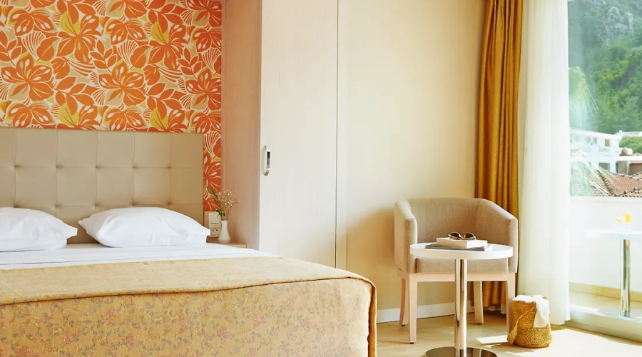 Mirage World — room