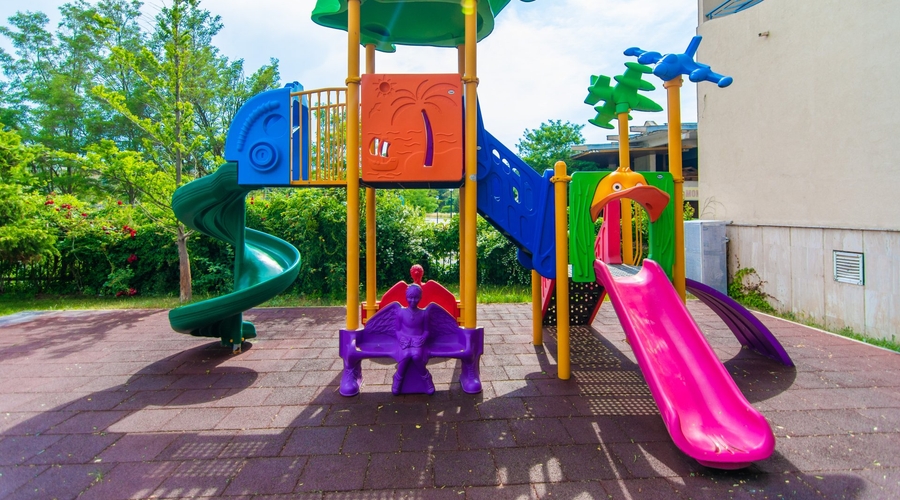 Tiara Beach — playarea