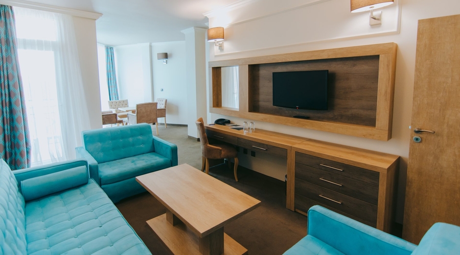Tiara Beach — room