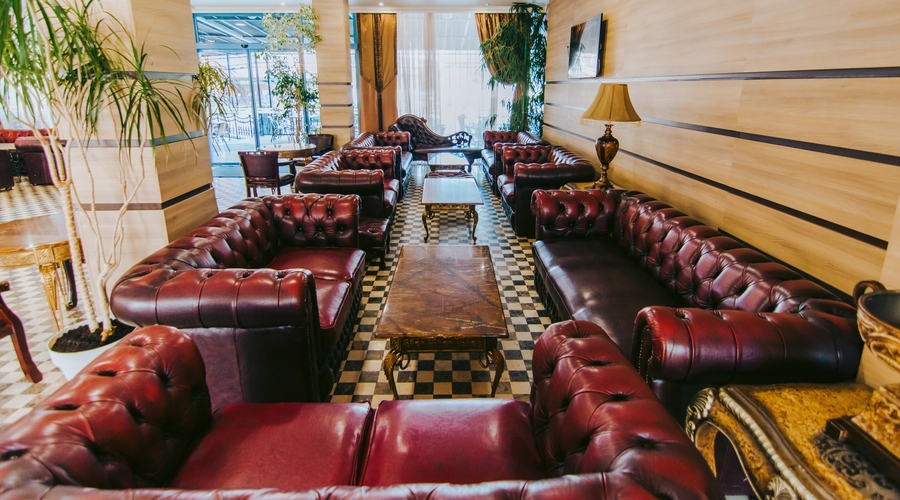 Tiara Beach — lounge