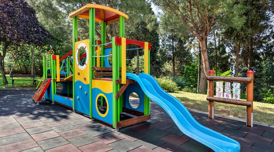 Sol Nessebar Palace — playarea