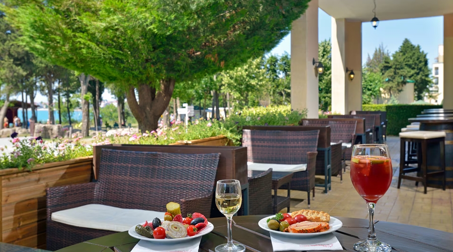 Sol Nessebar Palace — restaurant