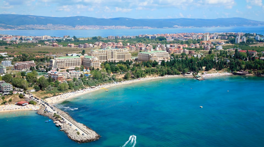 Sol Nessebar Palace — beach