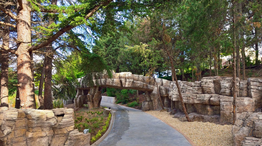 Sol Nessebar Palace — garden