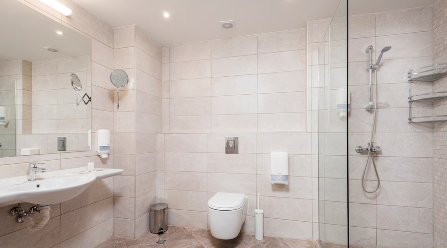 Melia Sunny Beach — bathroom