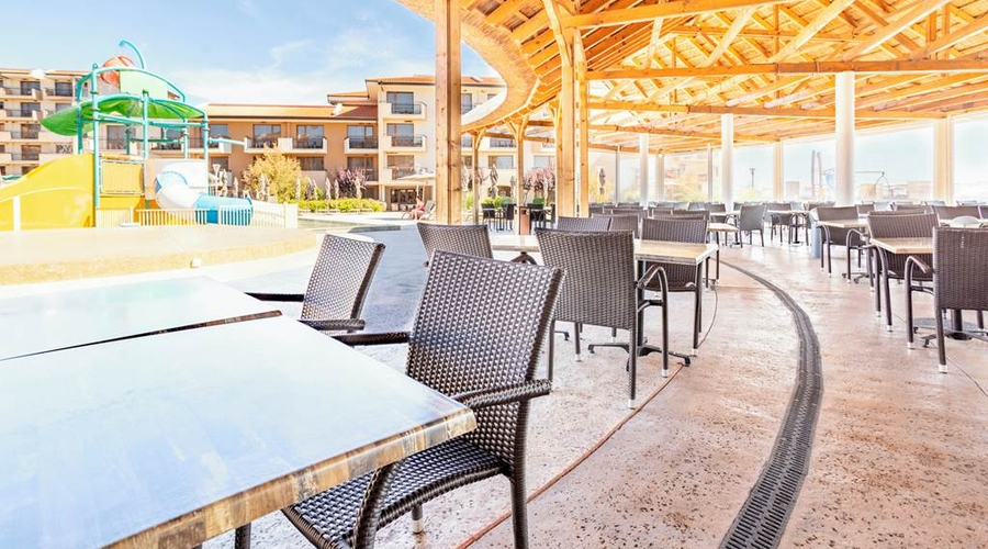 HVD Clubhotel Miramar — seatingOutdoor